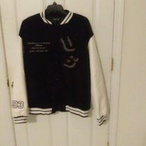 Black and White XXL Jacket, with Imitation-Leather L Ike Sleeves